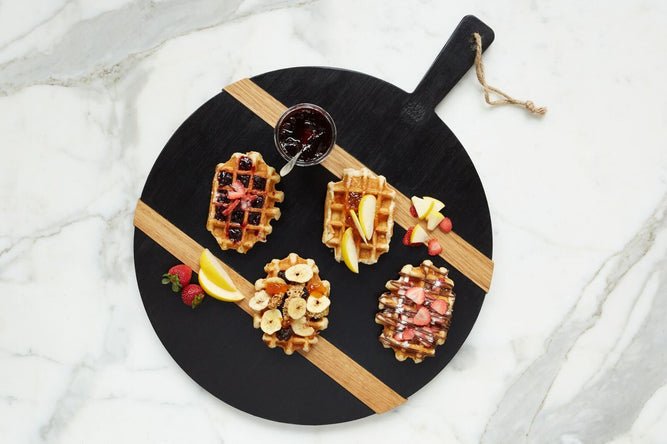 Black Round Mod Charcuterie Board - BlueJay Avenue
