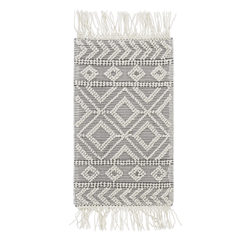 Farmhouse Tassels Rug - BlueJay Avenue