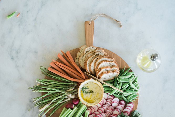 Pine Charcuterie Board, Round - BlueJay Avenue